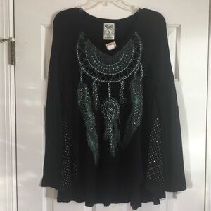 NWT VOCAL black teal Feather rhinestone waffle tee M